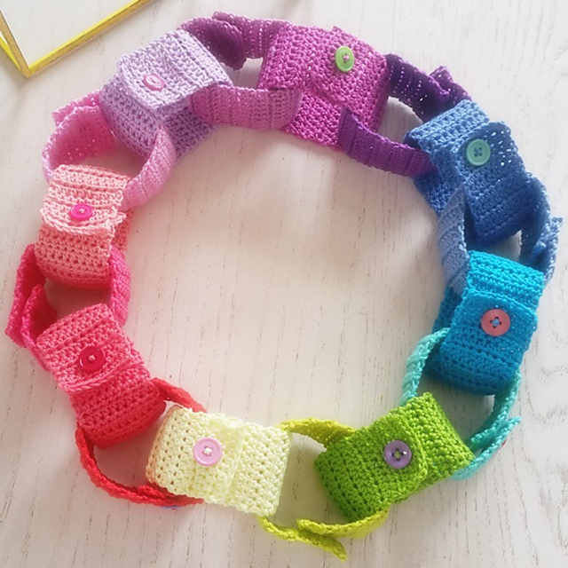 Catona "Paper" Chain