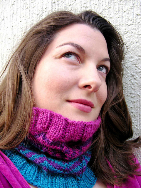 Chevron Cowl