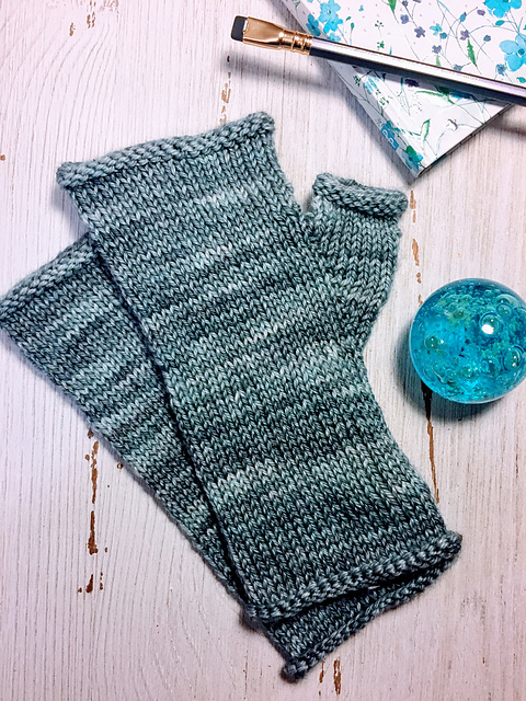 Weekend Fingerless Mitts