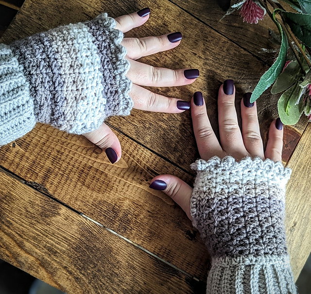 Snowspun Fingerless Gloves