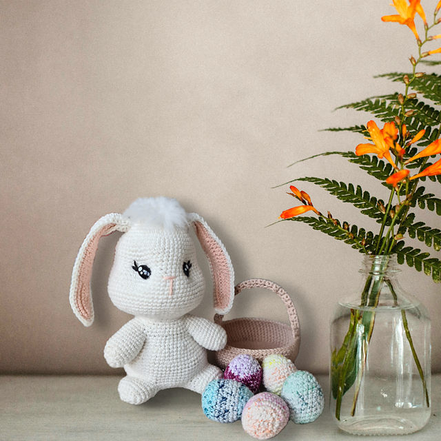 Hoppi - The Amigurumi Bunny