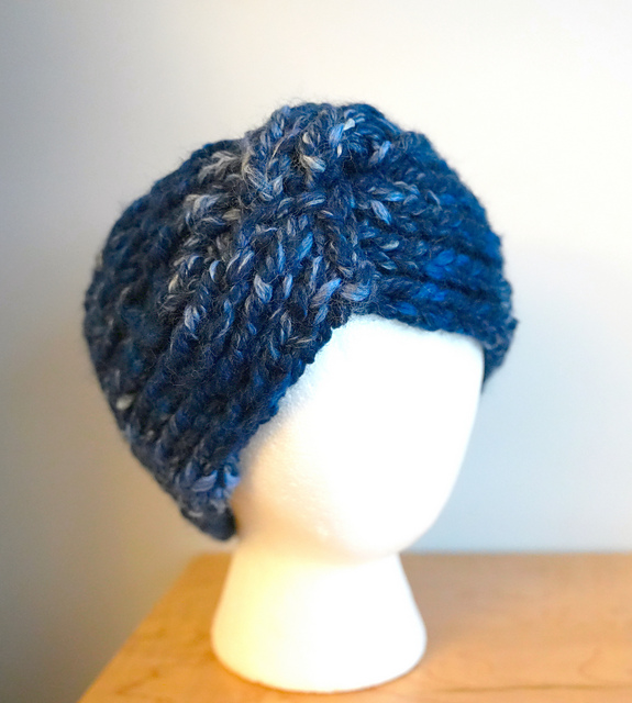 Easy Twist Top Earwarmer