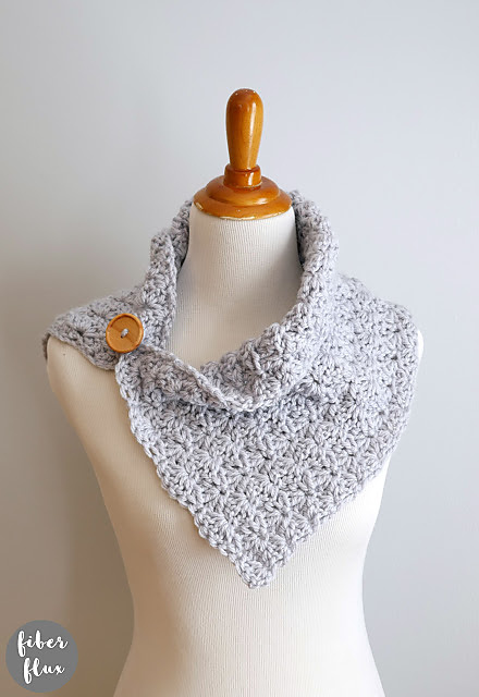 Quick Gift Button Cowl
