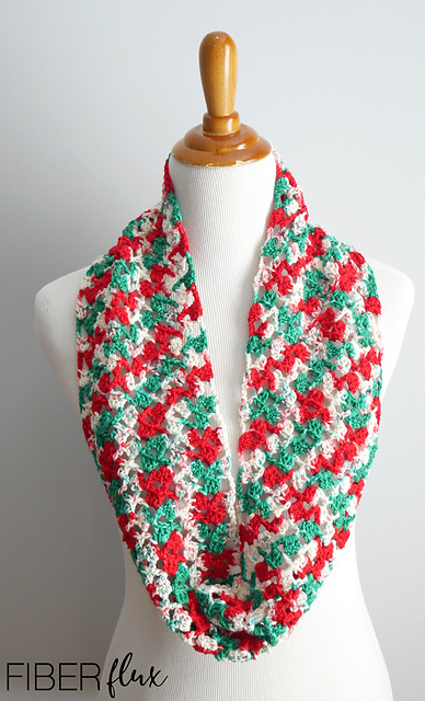 Christmas Cookie Cowl