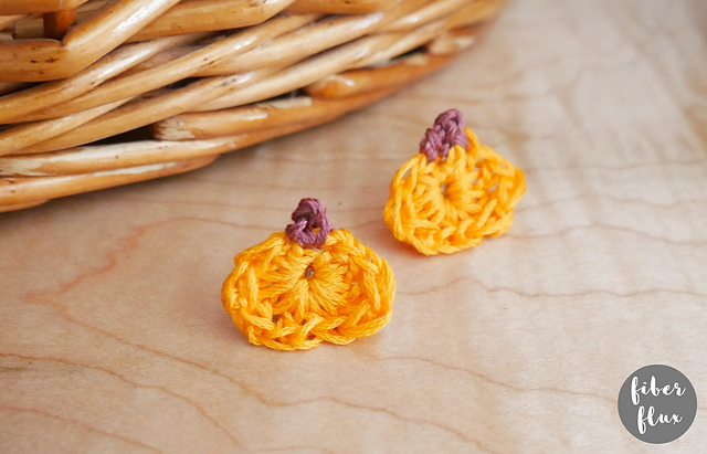 Pretty Little Pumpkin Earrings