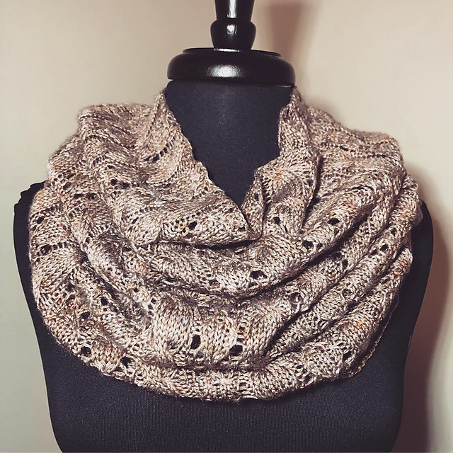 Hogsmeade Cowl