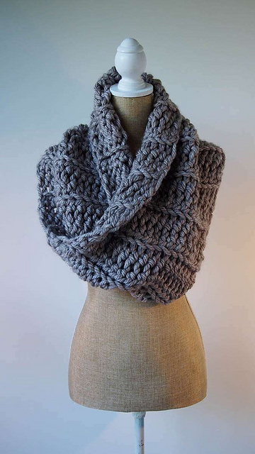 Grande Cowl