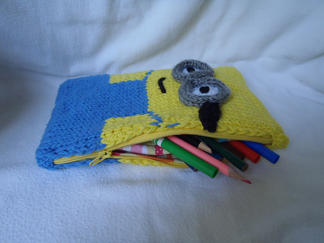 Minion pencil box