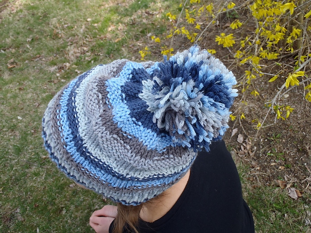 Diamond Hat w/Pompom