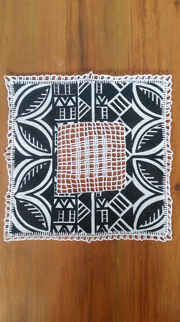 Square Doily with Crochet Inset #400