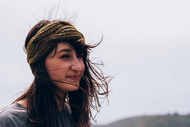 Reversible Cable Headband