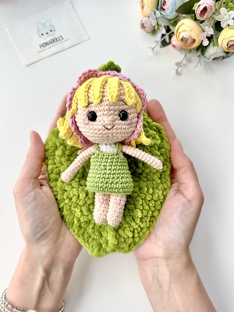 Flower doll