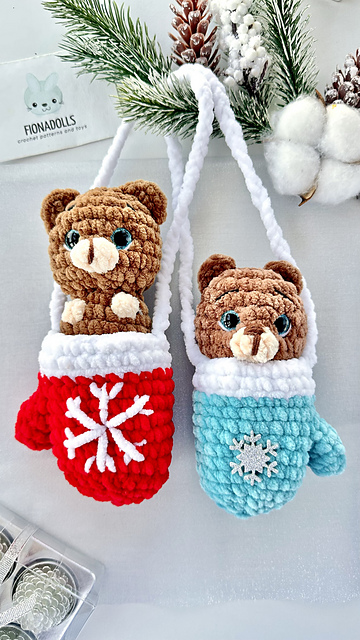 Bear in christmas mitten