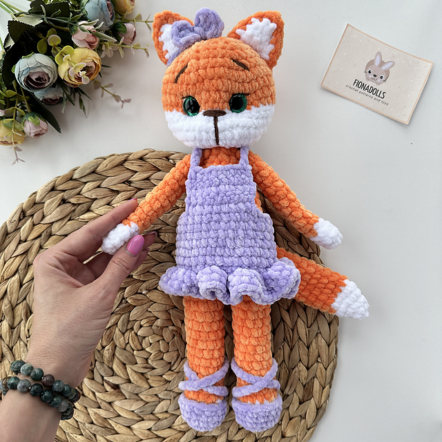 fox in sundress