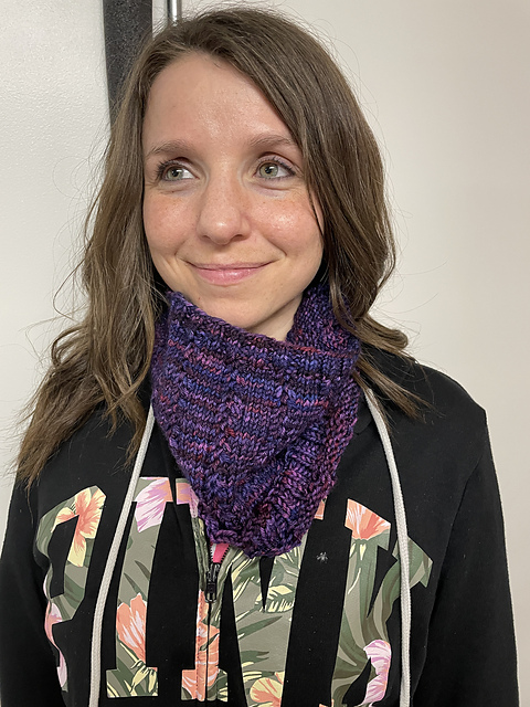 Twisted Pine Cowl