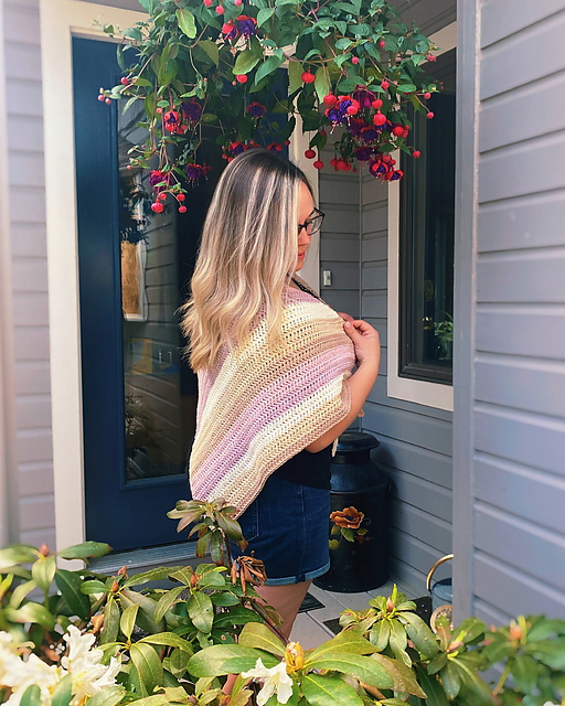 Gorge Shawl