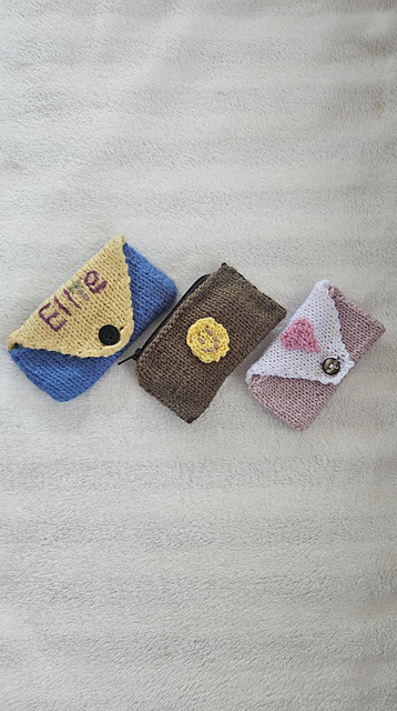 Little Knitted Purse