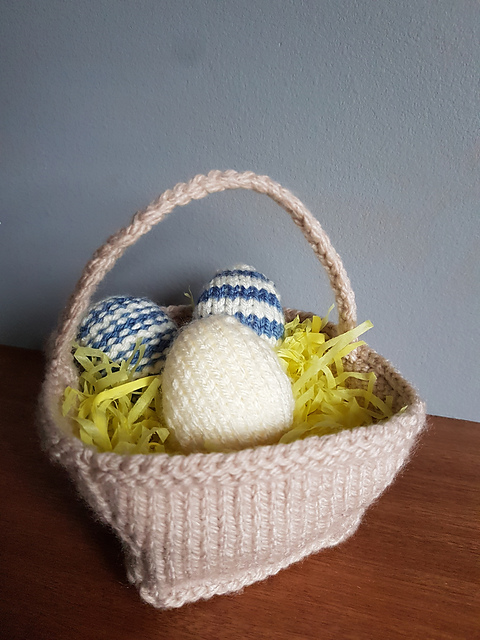 Knitted Eggs in Basket