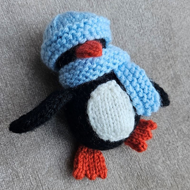 Knitted Penguin