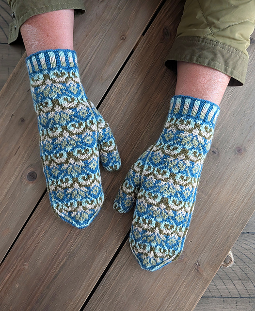 Una Mittens