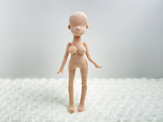 Crochet woman body