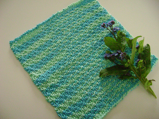 Oh my my Myosotis dishcloth