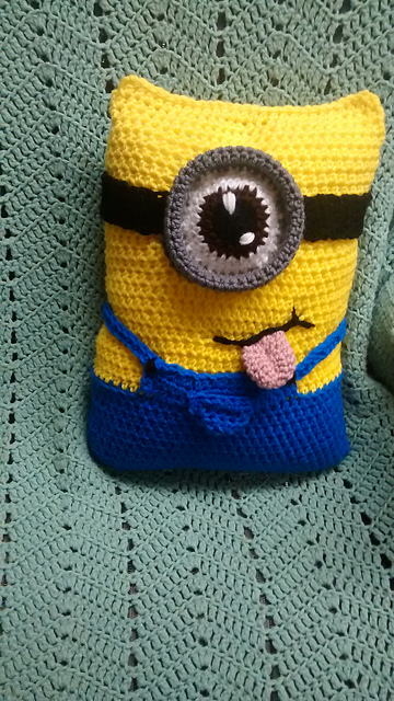 Minion pillow