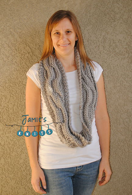 Serpentine Cable Scarf