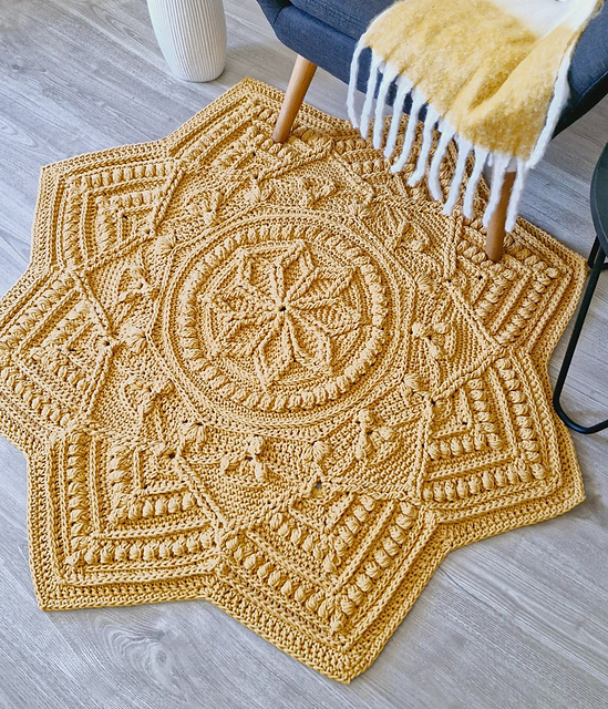 Ravelry: Aurora Floor Rug pattern by Periwinkle Crochet