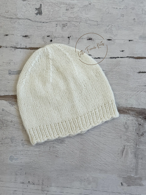 113 / Little Dove Hat
