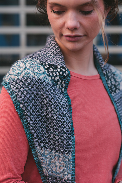 Tile Scout Mini Shawl