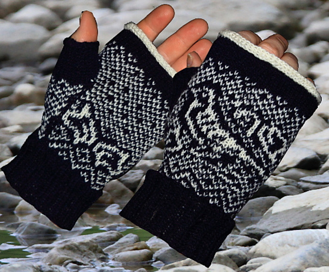 Wagtail man`s mitts