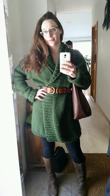 # 12 Cardigan mit Schalkragen