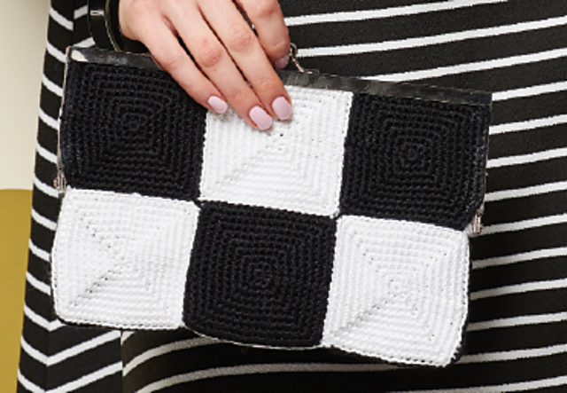 Squares clutch