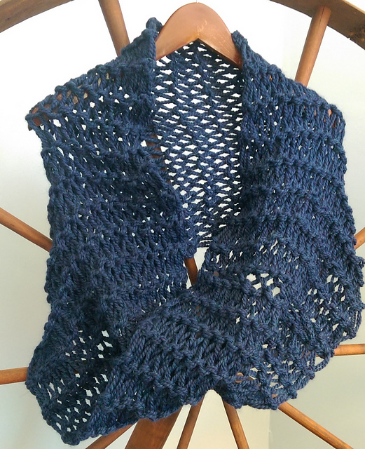 Highland Knit Cowl