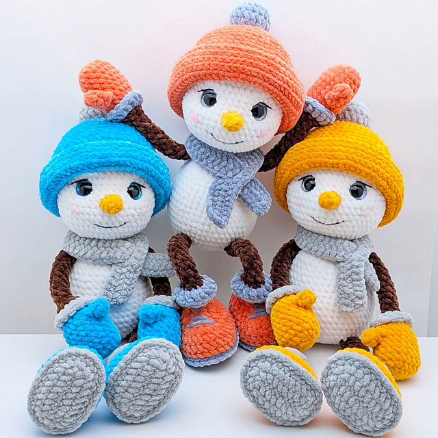 Snowman Mimi Plushie