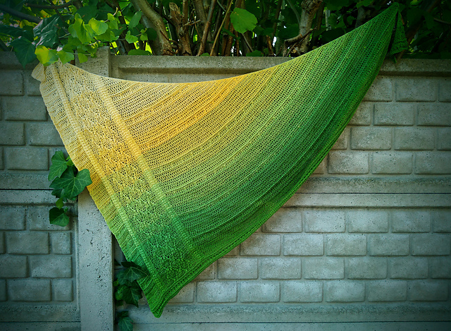 Walpurgia (Walpurgis) shawl