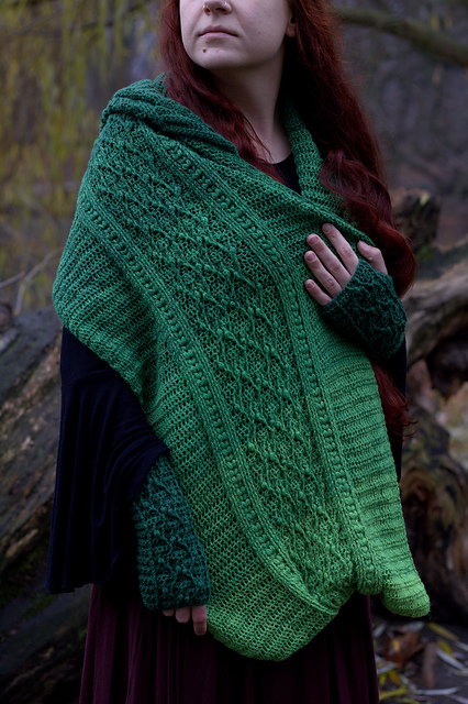 Ravelry: Szyszymora (Szyszymora) tube scarf with hood pattern by