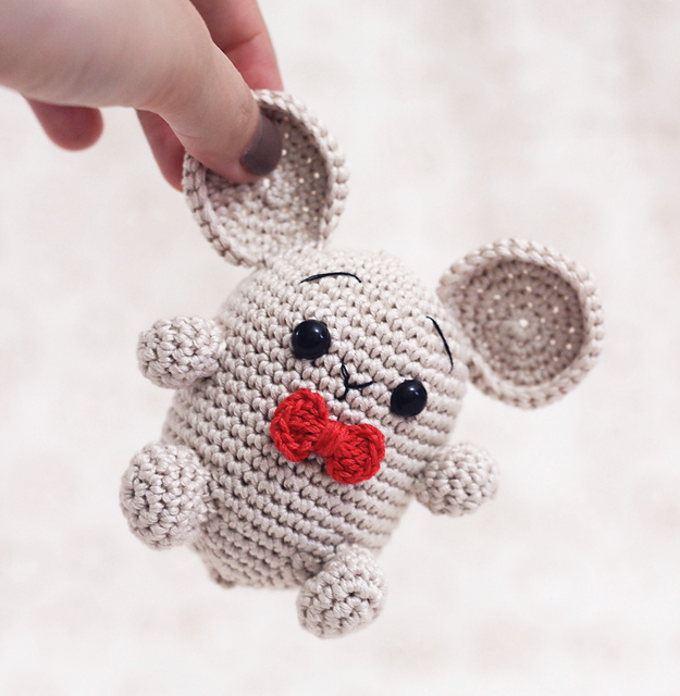 Cute monster toy