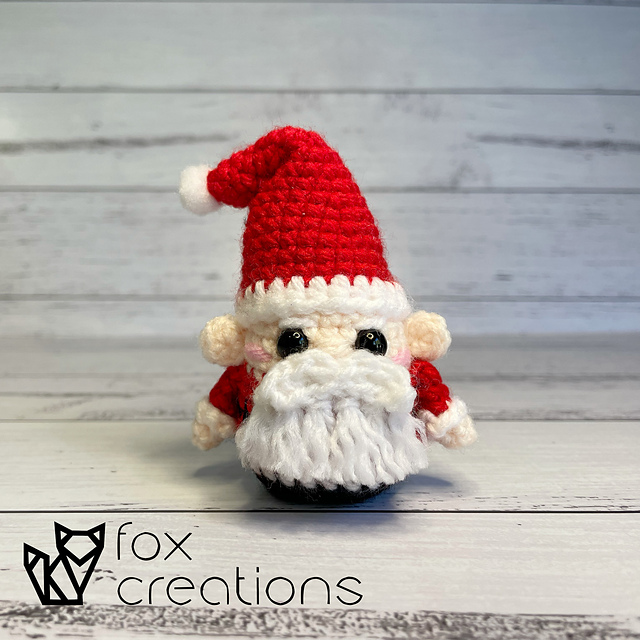 Santa Claus Mini Amigurumi