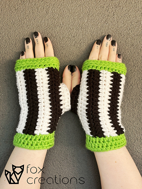 Beetle Stripe Gloves