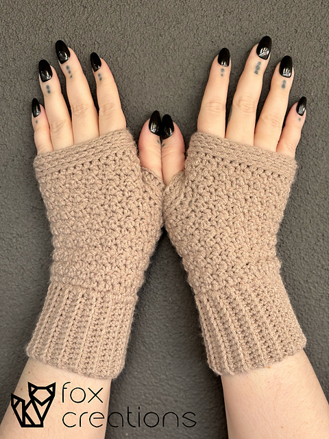 Lemon Peel Fingerless Gloves