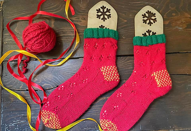 Sunday Strawberry Socks