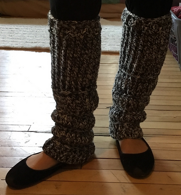 Dressy leg warmers