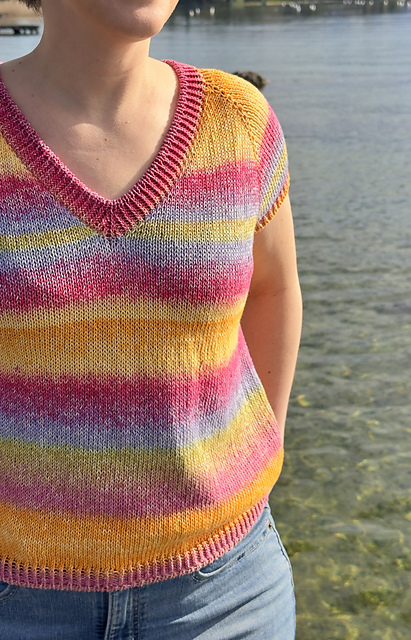 Rainbow tee