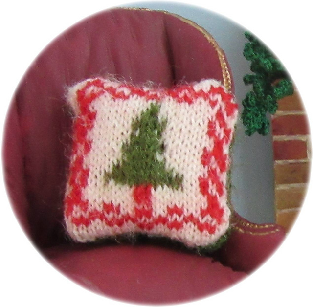 1:12th scale Christmas cushion