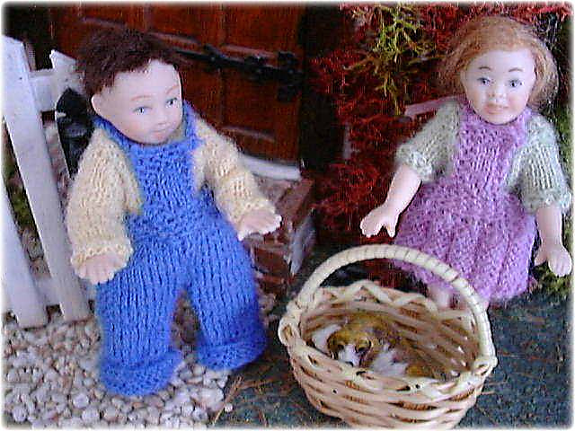 1:12th scale Toddlers dungarees, skirt & jumpers