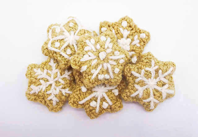 Christmas Cheer, Snowflake Biscuits
