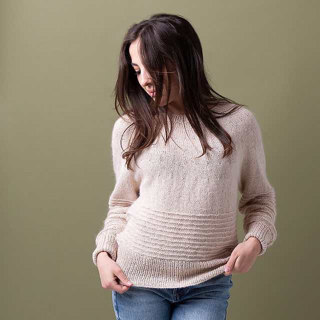 Delicate Stripes Pullover