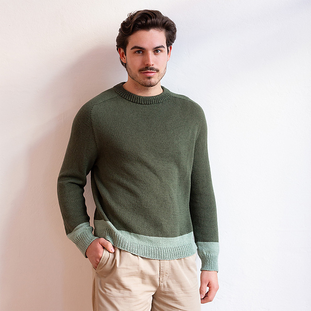 Color Dipped Pullover